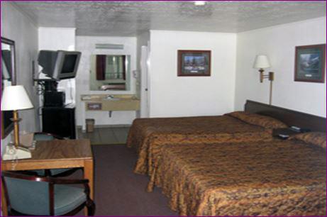 Budget Host Inn and Hotel